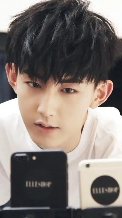 郭俊辰 _ 图片网