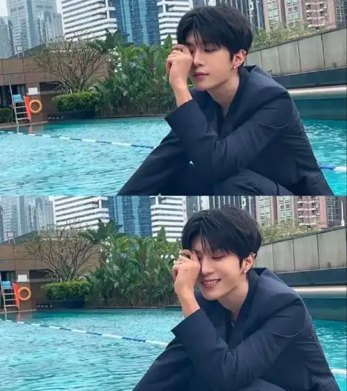 范丞丞的腹肌##范丞丞半裸做俯卧撑