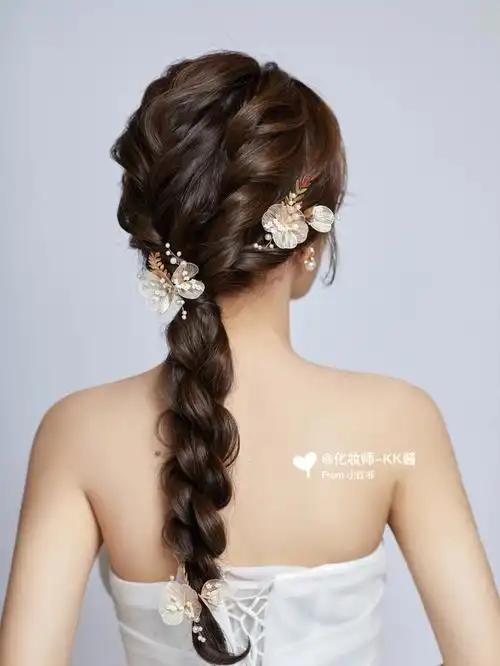 温柔的编发造型 78#新娘造型|广州新娘|新娘造型|户外婚礼|新娘跟妆