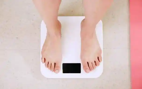 女性过了50岁,体重在多少斤才合适?对照一下,或许你并