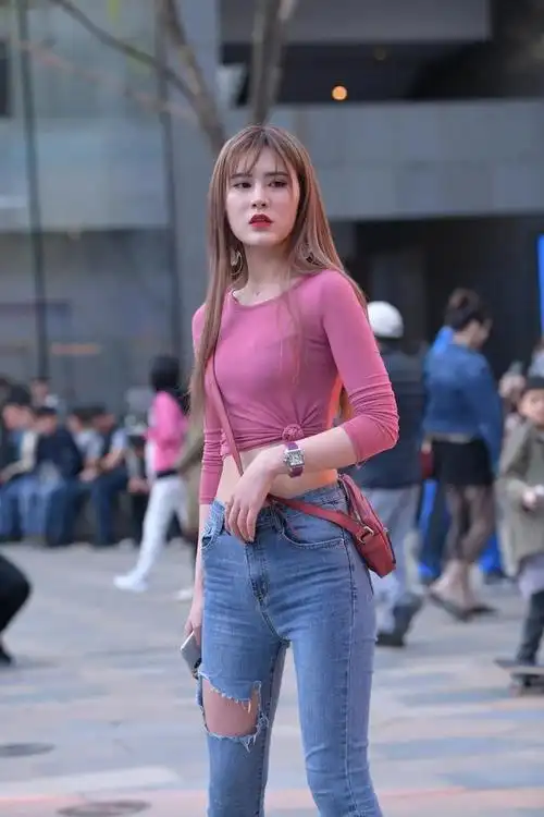 街拍美女,时尚魅力!