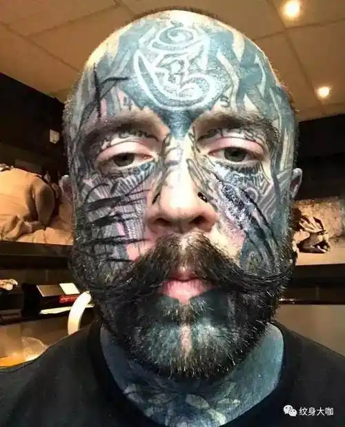 世界上最疯狂的纹身计划?纹身中的限制级项目,可不要被吓到!