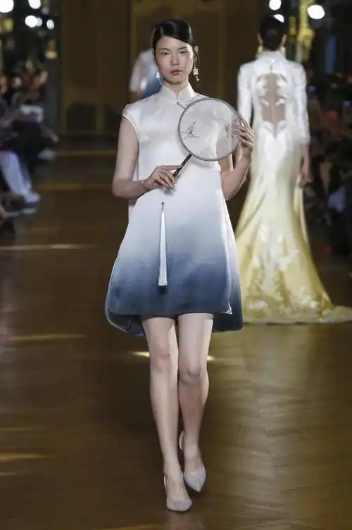 盖娅传说 中国 北京 走秀(runway) 2017春夏 女装