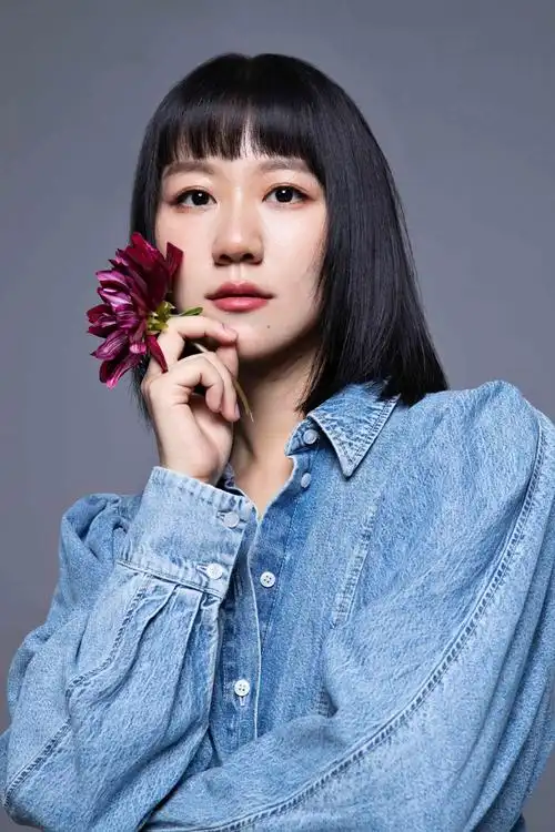 谢春花献唱携程21周年生日主题曲即刻出发一起开启新境遇