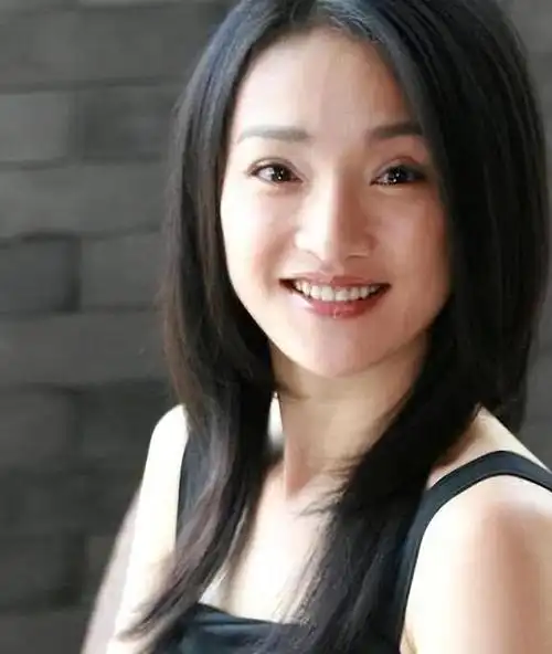 出道三十余年后再看丁克至今的周迅才明白李健的话没有错