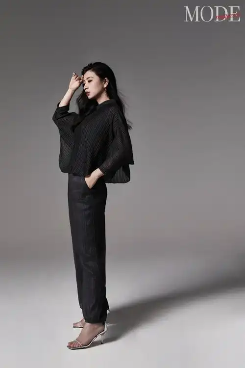 【#modemagazine#】modemagazine超话x@斓曦.