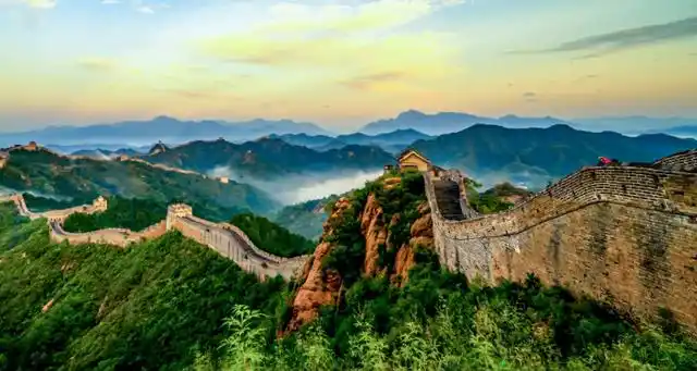 什么的万里长城填词语