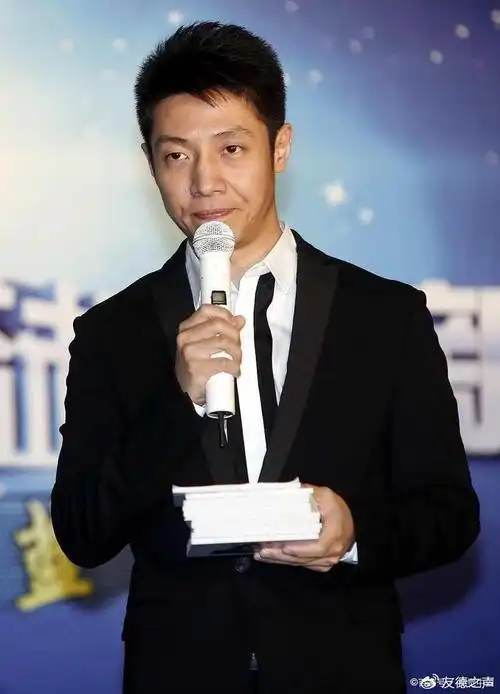 撒贝宁抢走了孟郊的代表作的报道引发了热议|撒贝宁|孟郊|游子吟_新浪