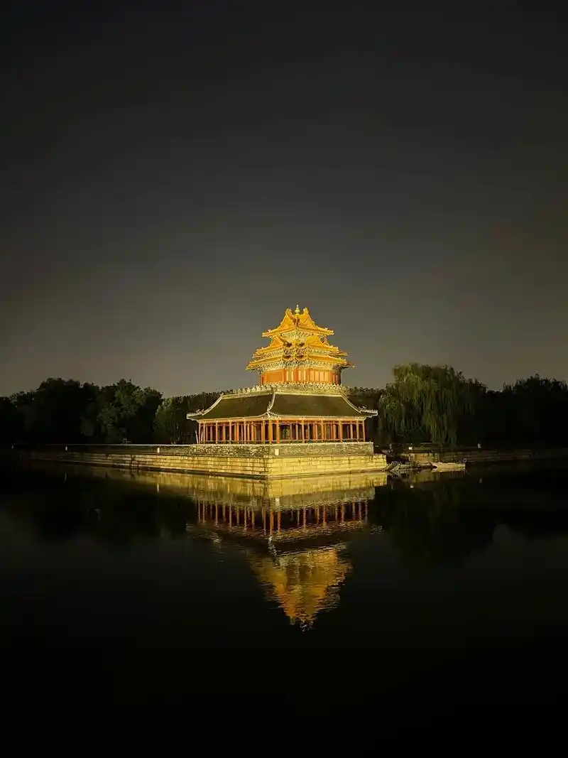 北京紫禁城.北京故宫是中国明清两代的皇家宫殿,旧称紫禁城,位 - 抖音