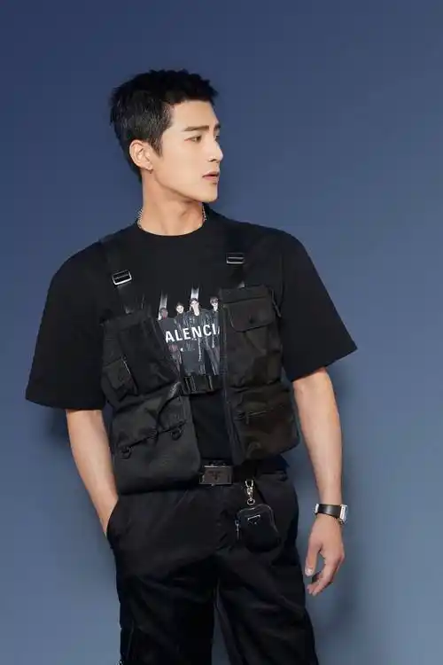 姜潮:出道十一载 从青葱岁月到而立之年