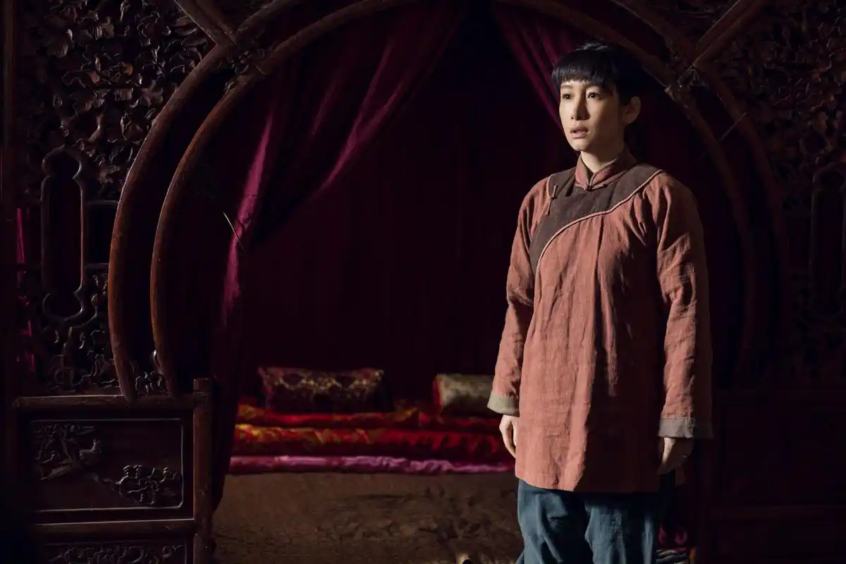 秦海璐《白鹿原》热播 仙草家中产女险遇难