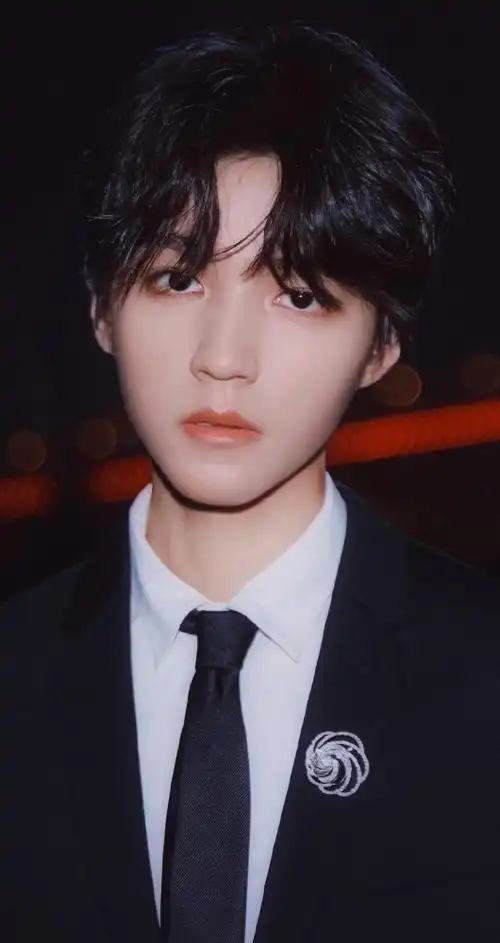 王俊凯头像壁纸