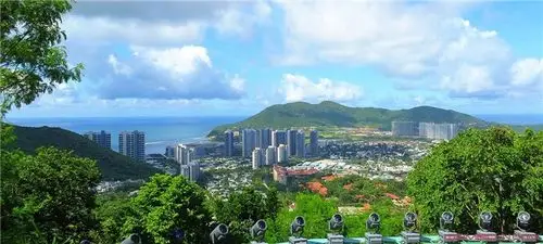 趣事 暑期旅游十大热门城市以前的中国,有很多老百姓是没有条件出去