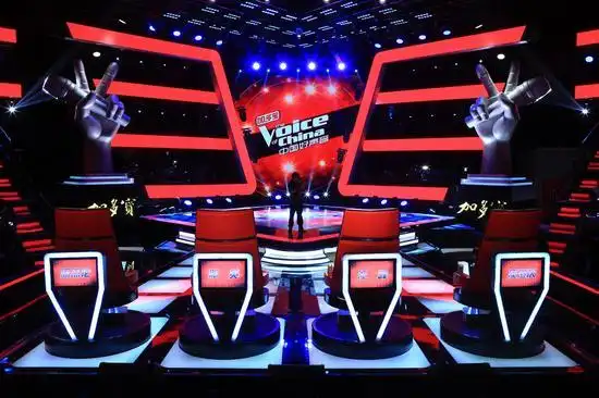 本周四22:00,浙江卫视[微博]将强档推出《中国好声音》独家揭秘节目