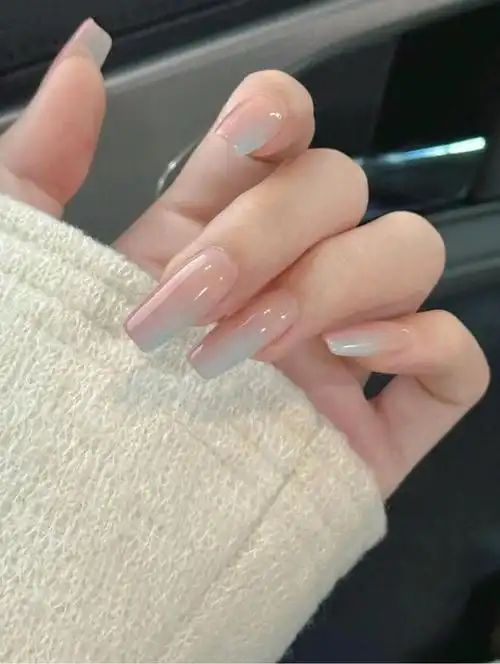 100 款显白显嫩夏日美甲!一口气挑到爽!