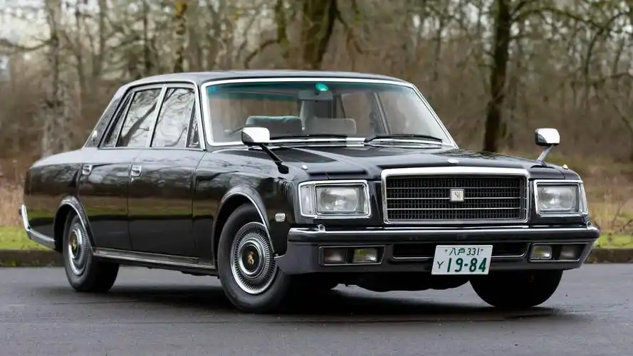 针对精英阶层比劳斯莱斯还罕见的丰田世纪