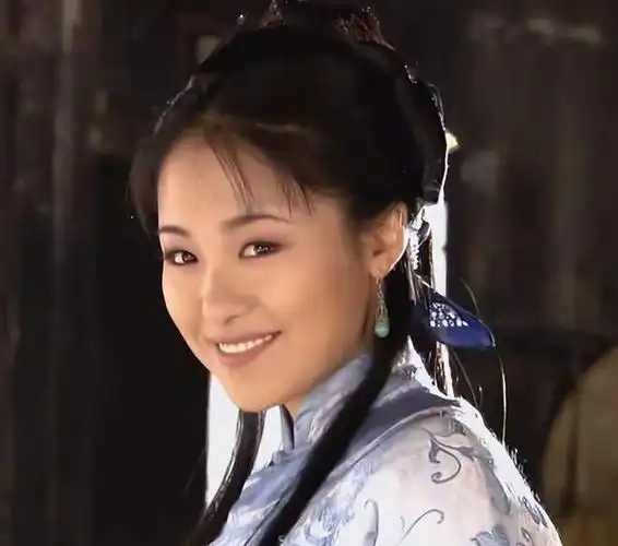 "古装女神"沈傲君的清醒人生,因10万广告费转行做演员