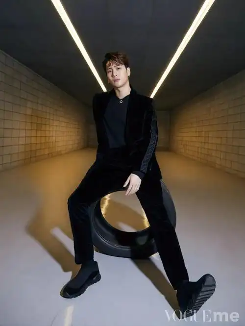 明星| 王嘉尔:燃的燃料