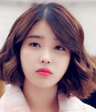 国字脸妹子女人味十足的短发发型