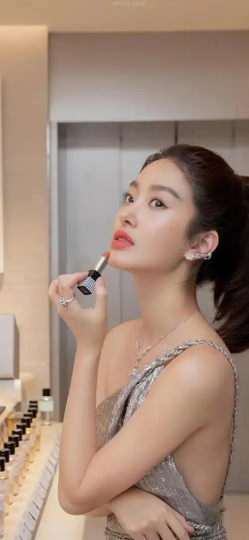 杨采钰高清性感写真