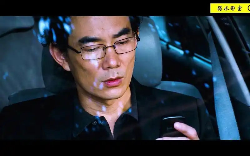 电影:高级警督任贤齐欠下高利贷,竟怂恿王宝强抢劫警方毒品证物