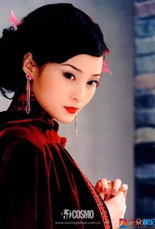 《乔家大院》里隐忍温柔,聪慧大气的陆玉菡