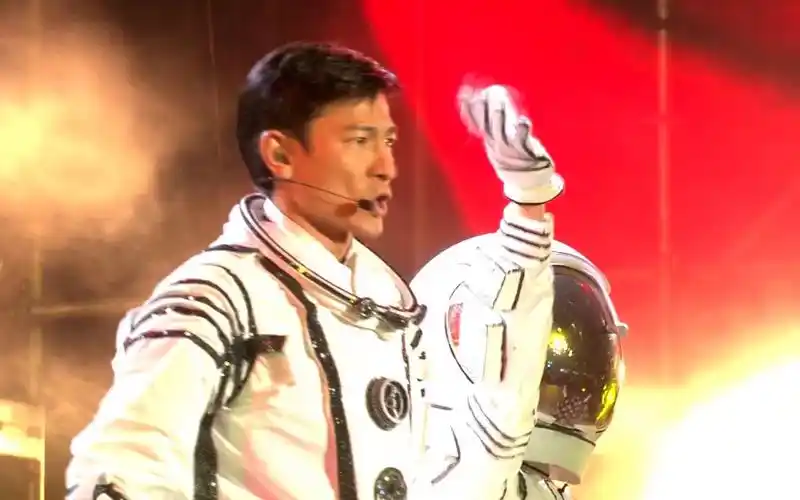 2008年上海刘德华中国巡回演唱会 预见流浪地球2