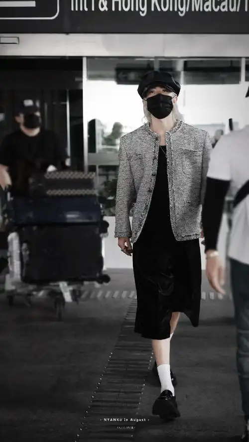 7615美图  秒速16pics脚很痛秒速  enamored迷恋·蔡徐坤迷恋