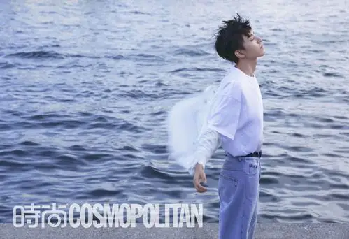 王俊凯 |写真图集海盐系少年风光正好,明朗温暖,清爽帅气的脸庞_高清