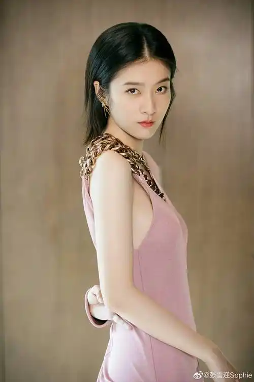 张雪迎灿烂的才华绽放的青春