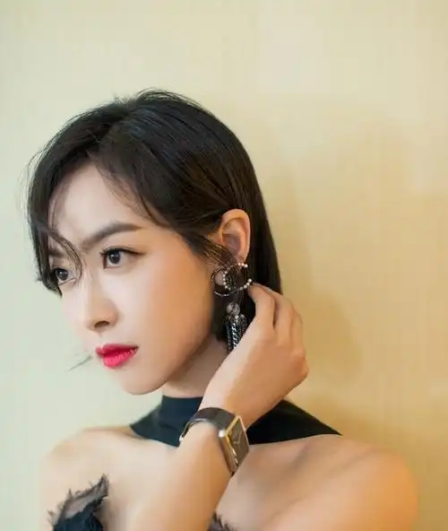 贺繁星人设崩了为什么被骂的却是宋茜