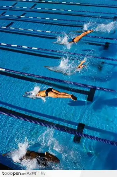 游泳瞬间