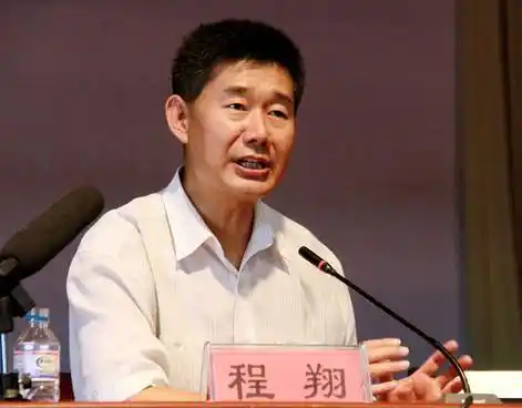 京城名校长翟小宁,程翔:人生到今,方觉备课重要(深度)