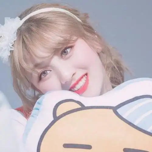 朴志效超话9915#朴志效笑眼甜酒#马一个头像楼有喜欢的头像也可以