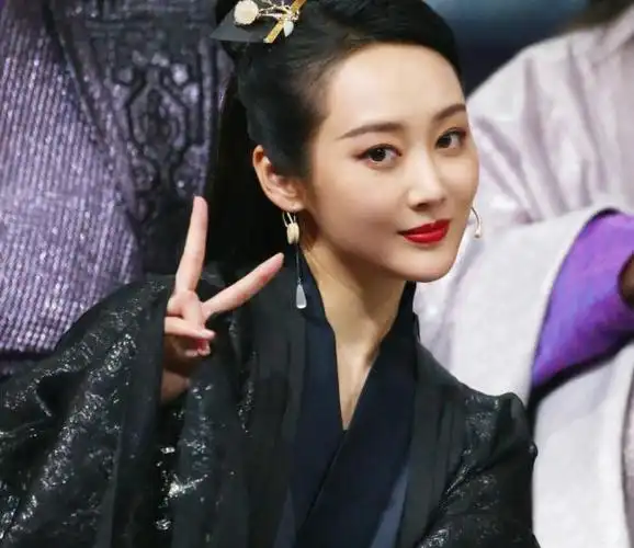 李纯金陵十三钗镜头(如何评价李纯长相)