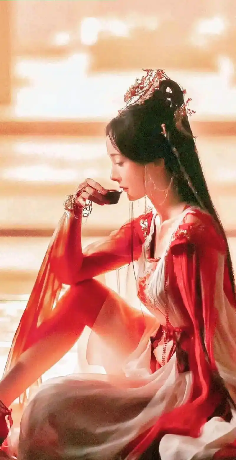 仙气十足 #古装女神 #杨幂#陈都灵 #龚俊狐妖小红娘可以 - 抖音