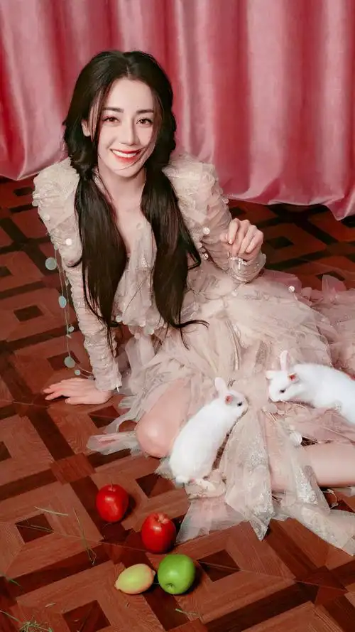 迪丽热巴 - 堆糖,美图壁纸兴趣社区