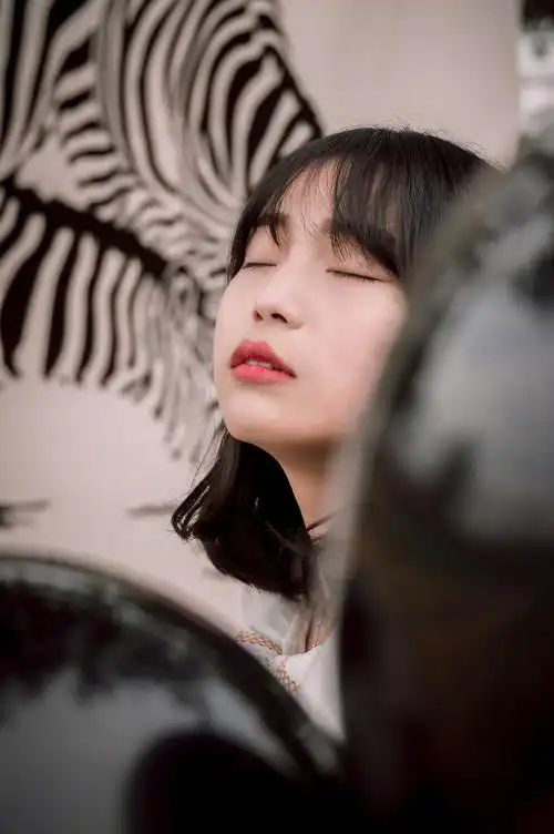 黄仔爱玩喵喵酱