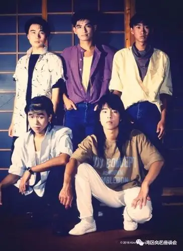 理想主义在达明一派身上投射出绮丽的残酷青春,在beyond心里则激荡起