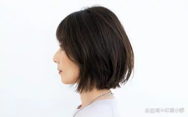 40岁女人发型邋遢减颜值瞧这12款鲍勃短发显年轻很洋气