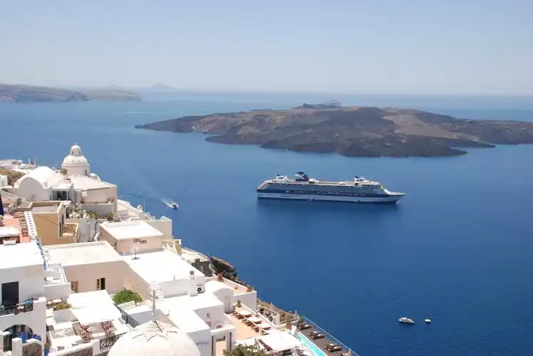 第一次到希腊爱琴海的圣托里尼