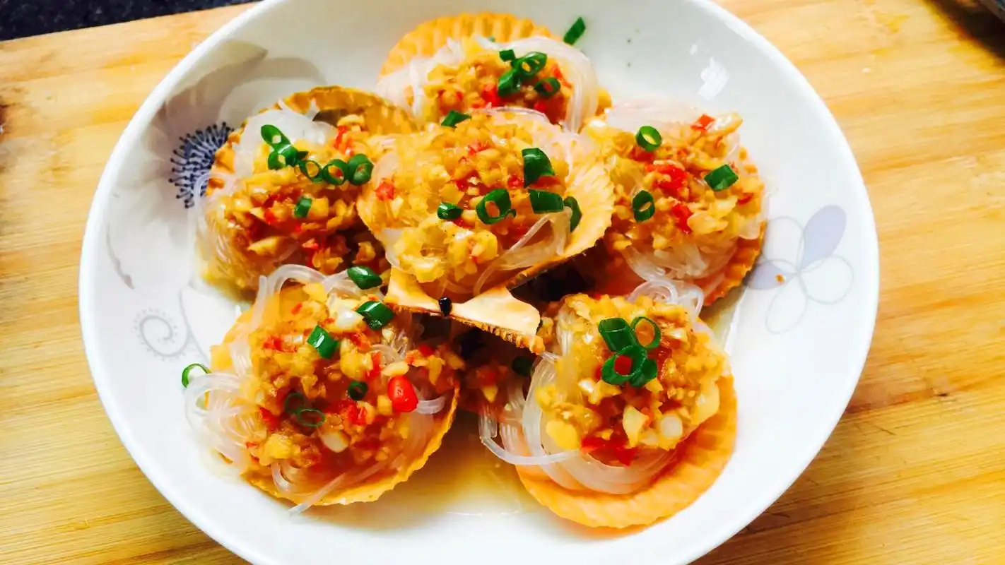 原创零基础也能做好的美食蒜蓉粉丝蒸扇贝健脑明目养颜护肤