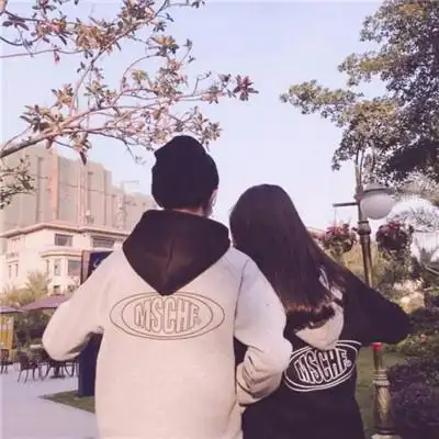 最新唯美背影情侣头像