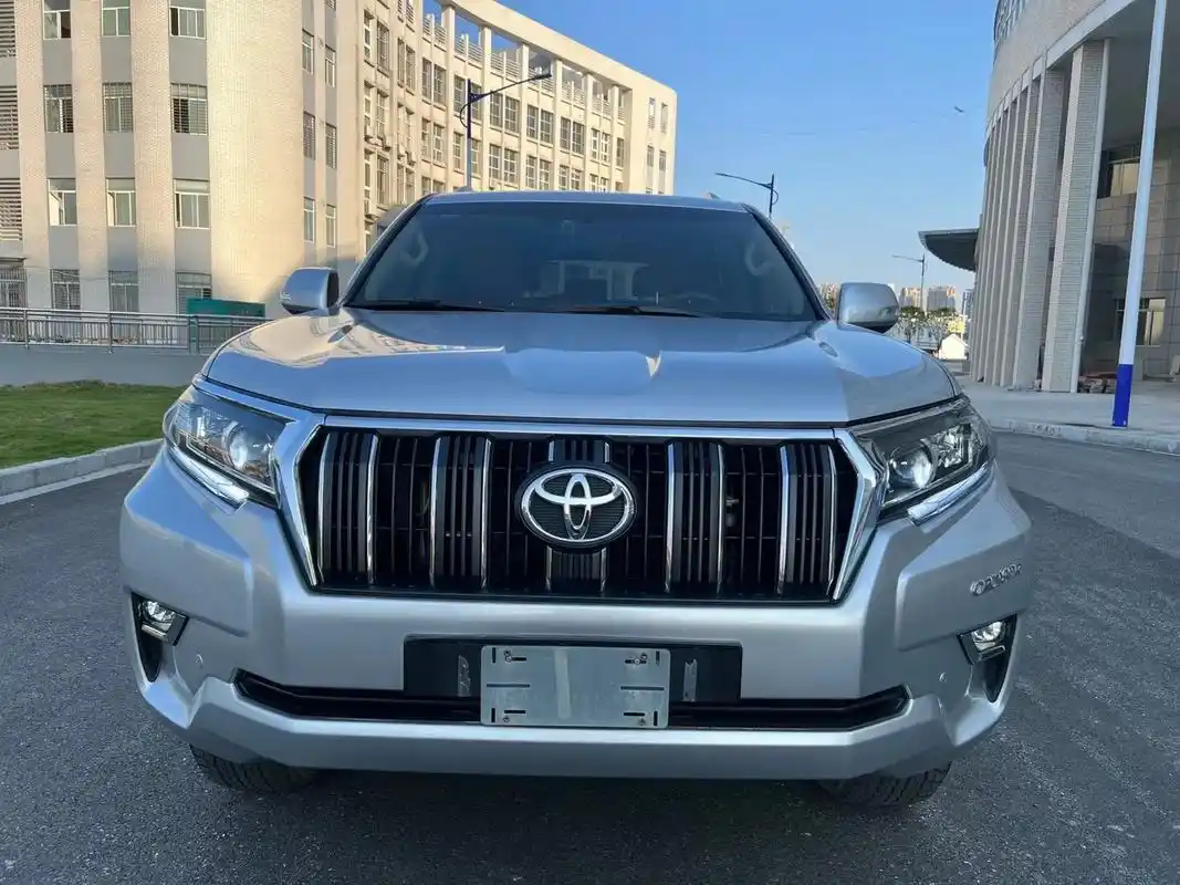 丰田普拉多40