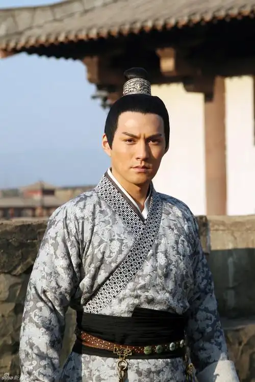 p>严宽(2014年正式改名 a>严屹宽 /a>),1979年1月24日出生于 a>上海