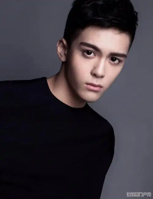 曾舜晞个人资料