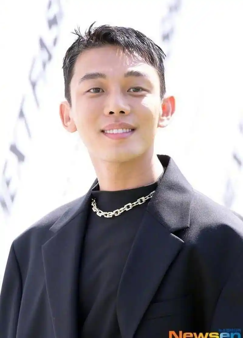 让刘亚仁公开恋情,在社交平台撒狗粮,所有的爱情都应该得到祝福