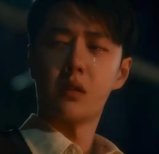 面无表情,哭得一团糟,也好意思说"琼瑶式"哭戏?_腾讯新闻