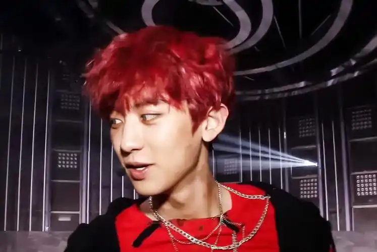 6月13日 22:45   关注  朴灿烈