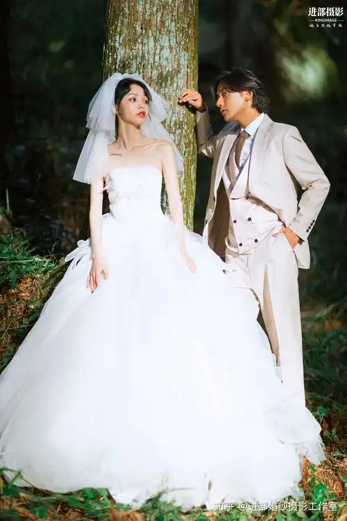 2021年来一组初恋感的小清新婚纱照吧拍婚纱照在长沙